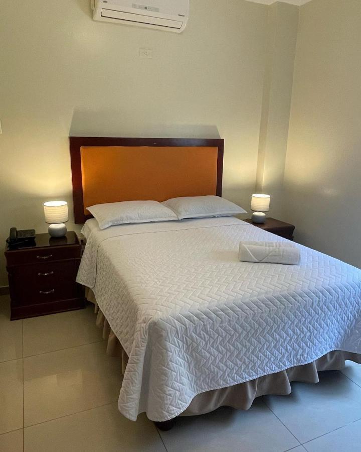 San Francisco Apart Hotel Guayaquil Exterior photo