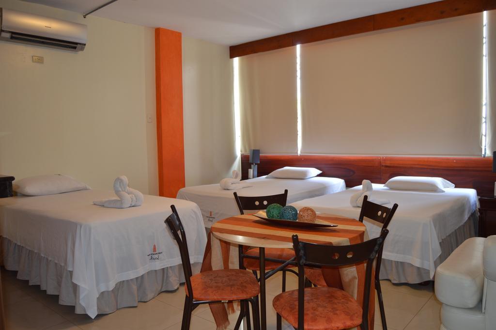 San Francisco Apart Hotel Guayaquil Exterior photo